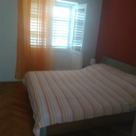 Adrian I David Apartment